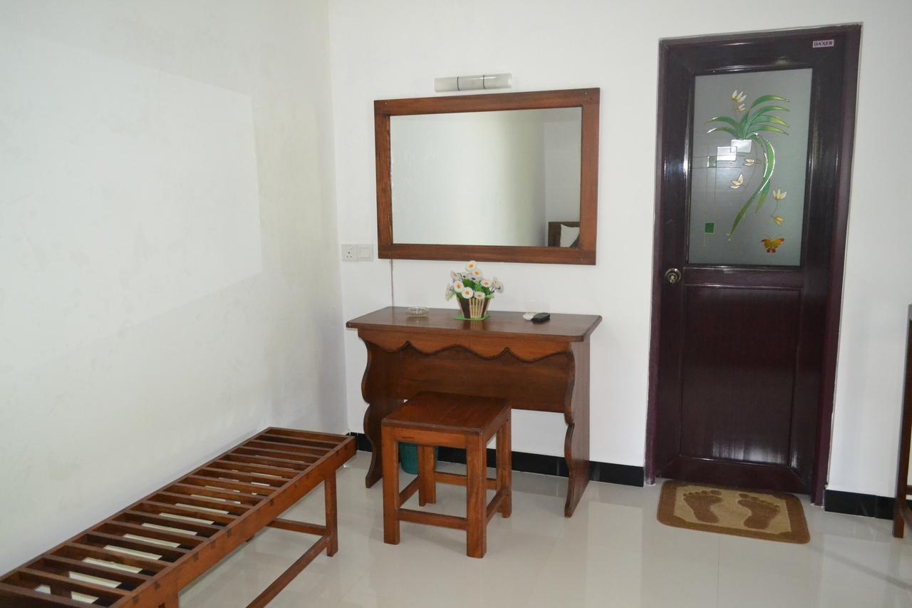 Sigiri Holiday Inn Inamaluwa Quarto foto